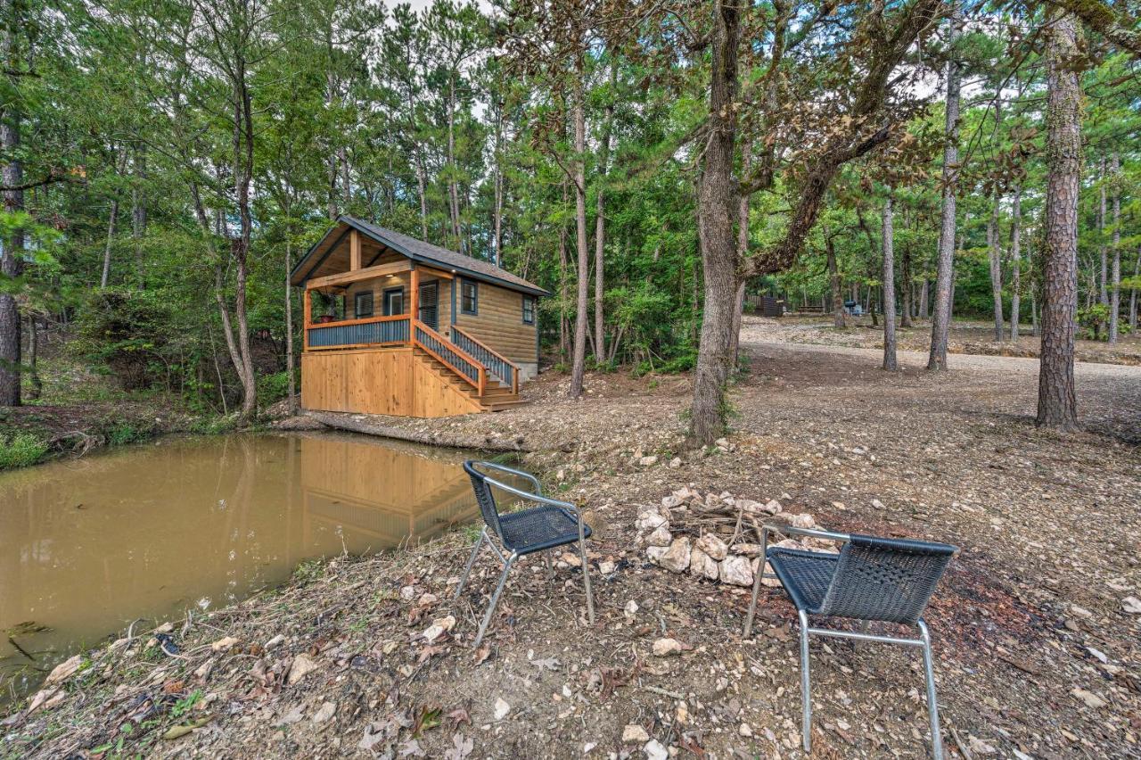 Romantic Broken Bow Cabin With Jacuzzi And Fire Pit! Buitenkant foto